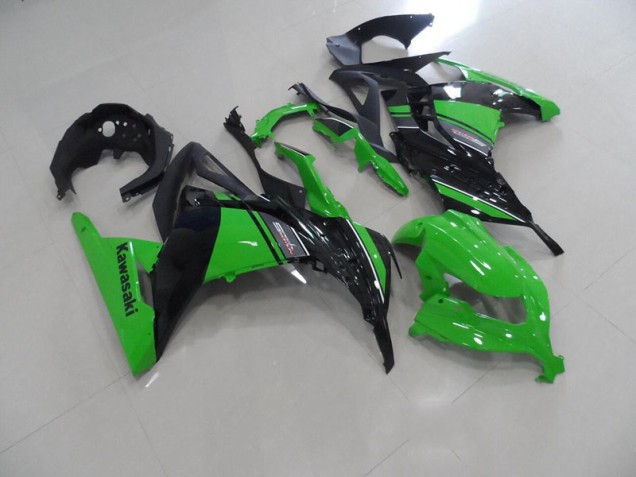 2013-2016 Black Green Kawasaki ZX300R Motorcycle Replacement Fairings 2013-2016 Black Green Kawasaki ZX300R Motorcycle Replacement Fairings